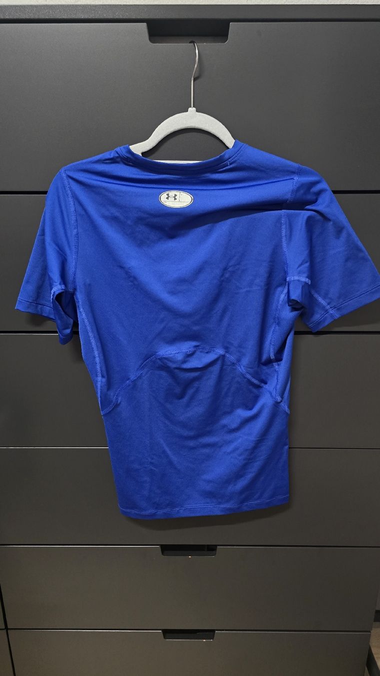 Under Armour T-Shirts: Under Armour Compression Shirt – Neu (gemäss Beschreibung) aus Rothrist von adniramadani21 1
