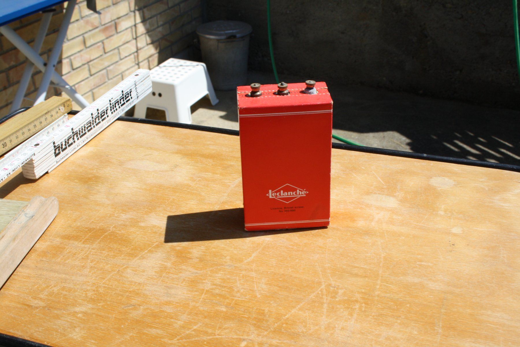 Caricatori & Batterie: ANTIKE ALTE VINTAGE BATTERIE – Difettoso da Wauwil venduto da Pneuedy 1