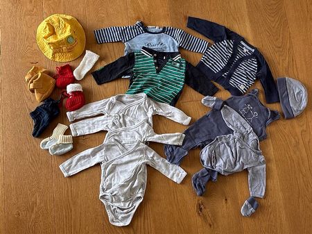 Kleiderpaket/ Kleider/ Body/ Oberteile 56