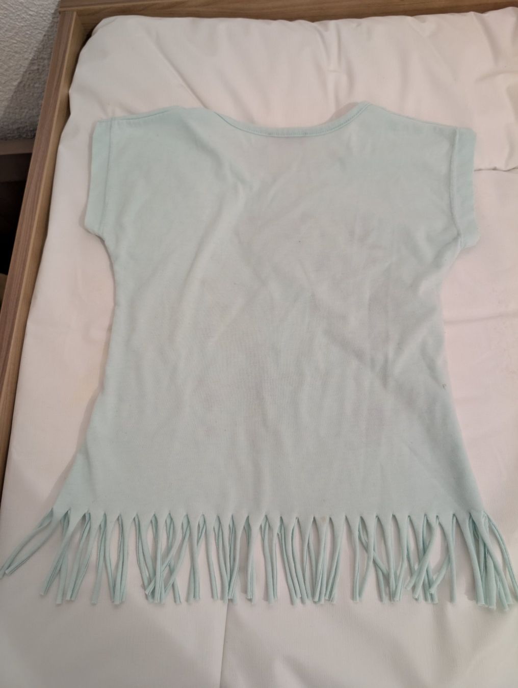 Camicette, T-shirt & Top: zwei Mädchen T-Shirt mit Zotteli – Usato da Buchs ZH venduto da nudle10 2