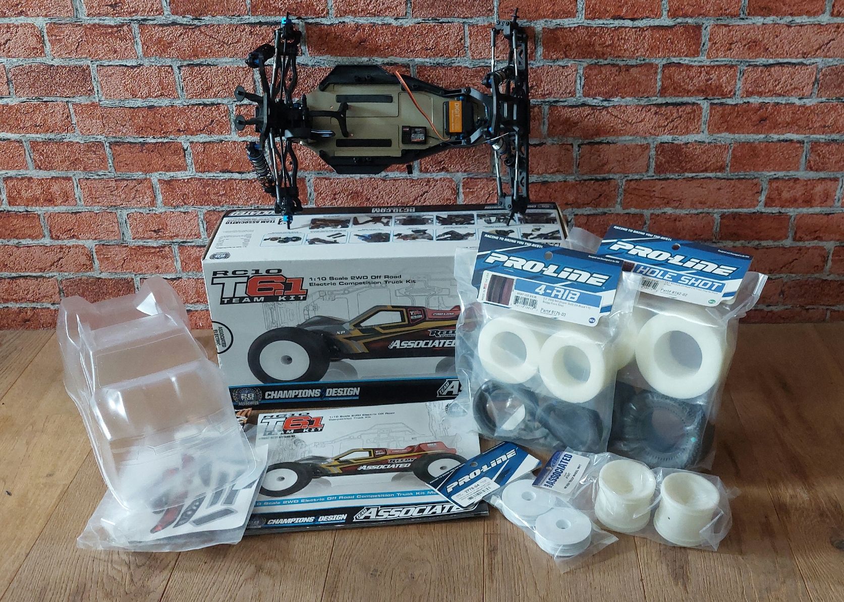 Modellismo RC: Team Associated RC10 T6.1 Kit 1/10 – Nuovo (secondo la descrizione) da Fischenthal venduto da Roku90