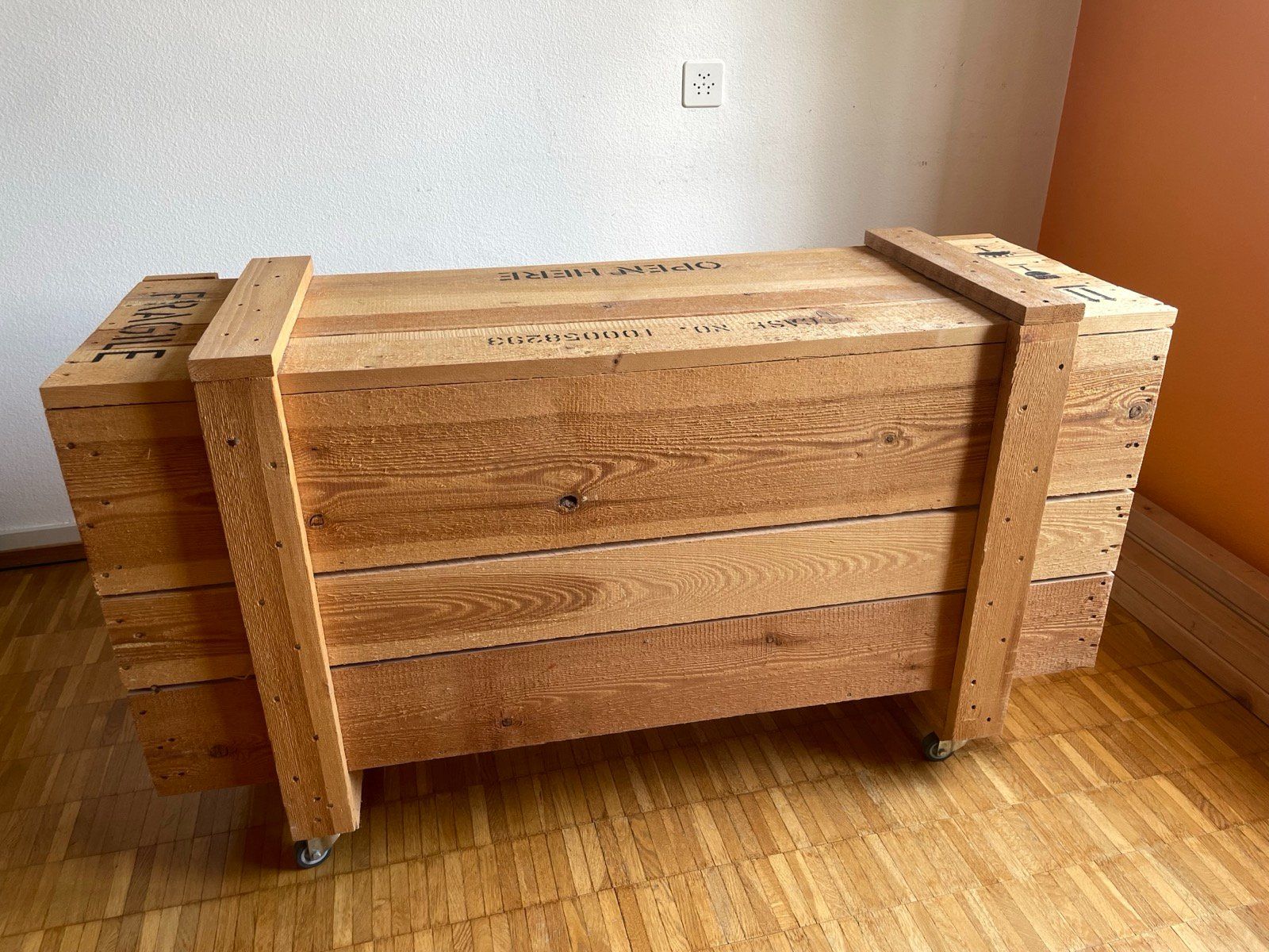 Cassettiere: Sideboard aus Holz – Usato da Zürich venduto da Singen11 2