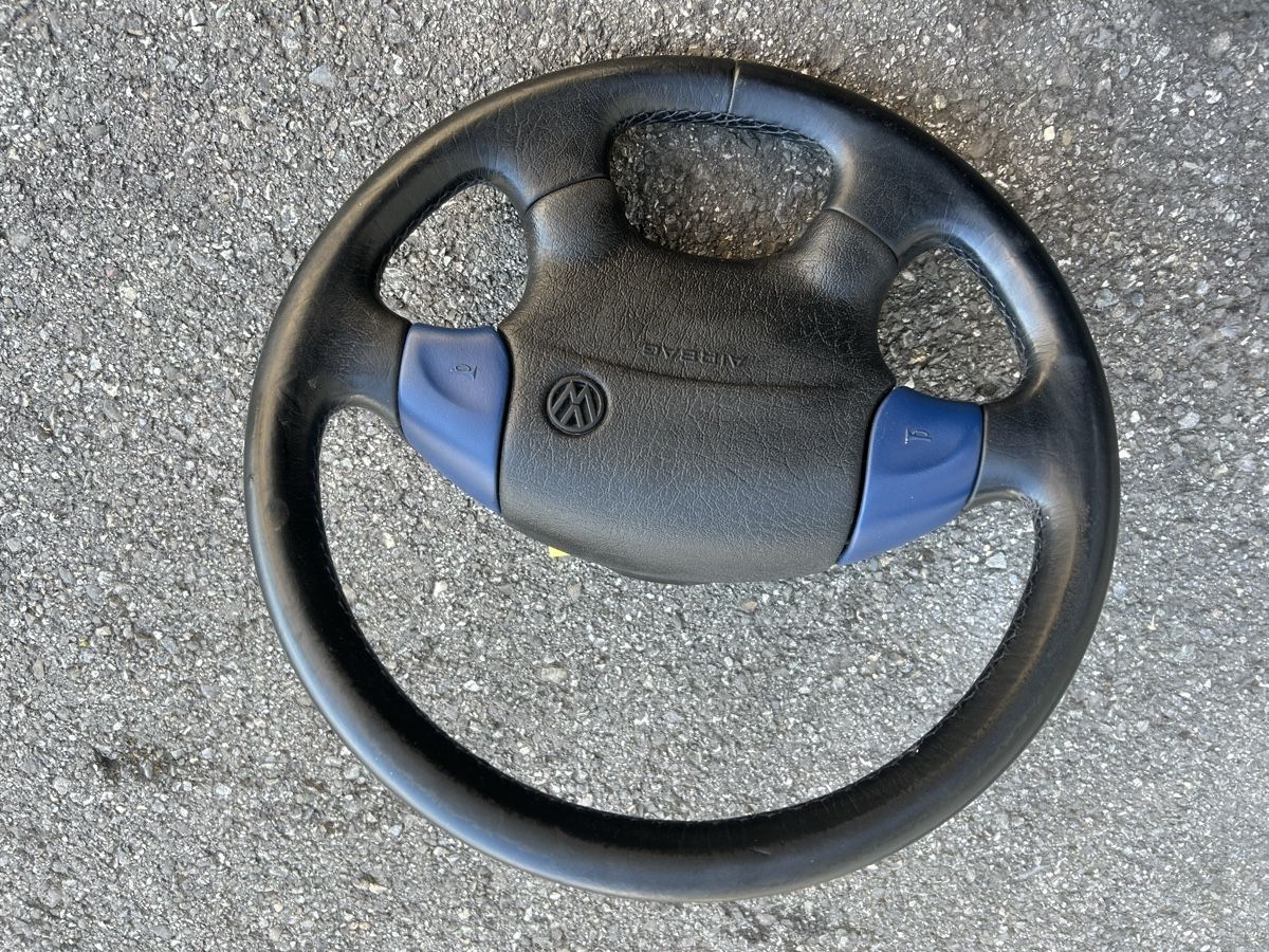 Volkswagen Alle Autoersatzteile: Volant cuir VW golf 3/ vento – Gebraucht aus Muraz (Collombey) von Wolfdog1978 4