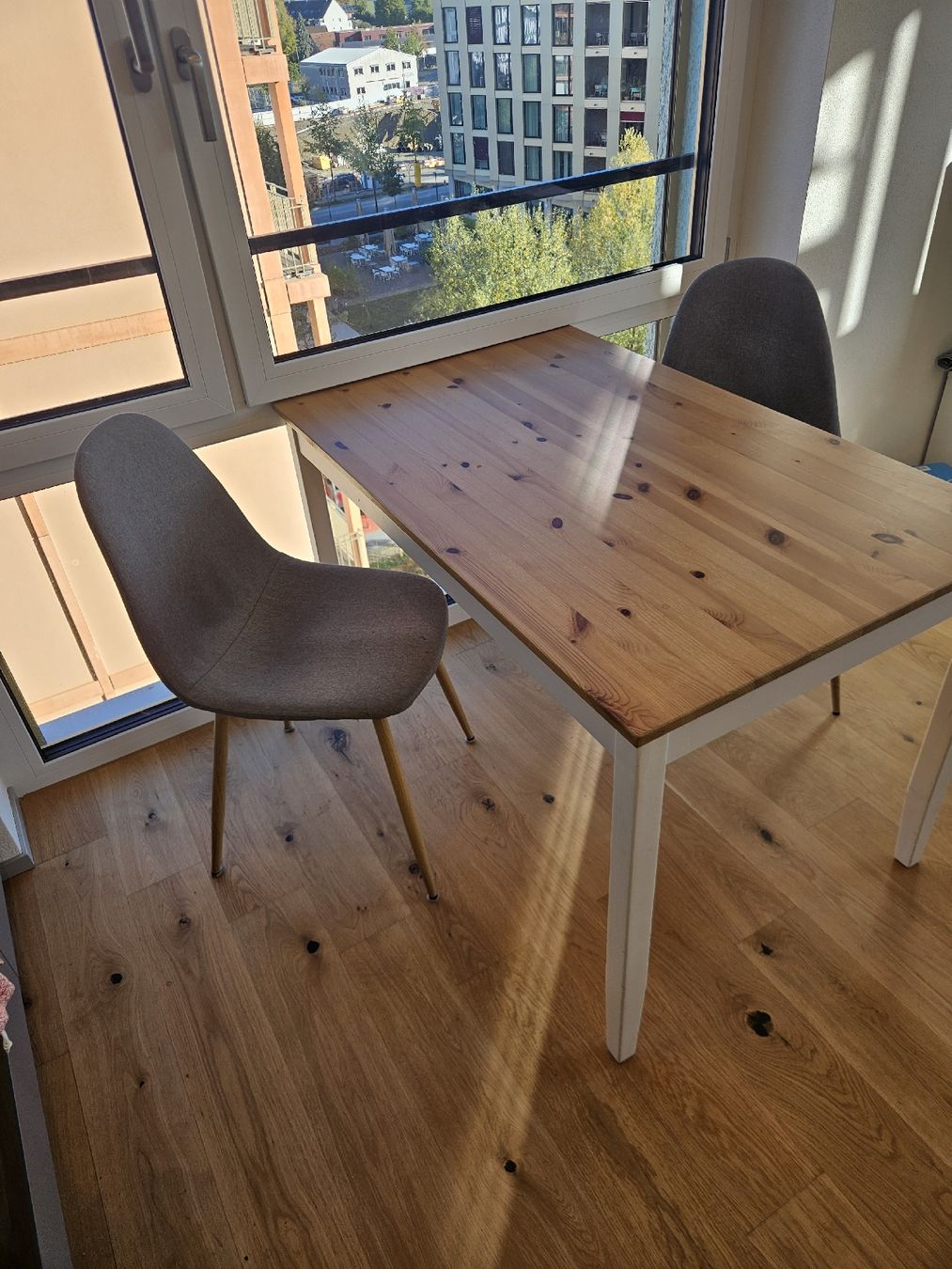 Set di tavolo e panche: Esstisch mit zwei Stühlen, dining table with chairs – Usato da Winterthur venduto da tom_r2ms 1