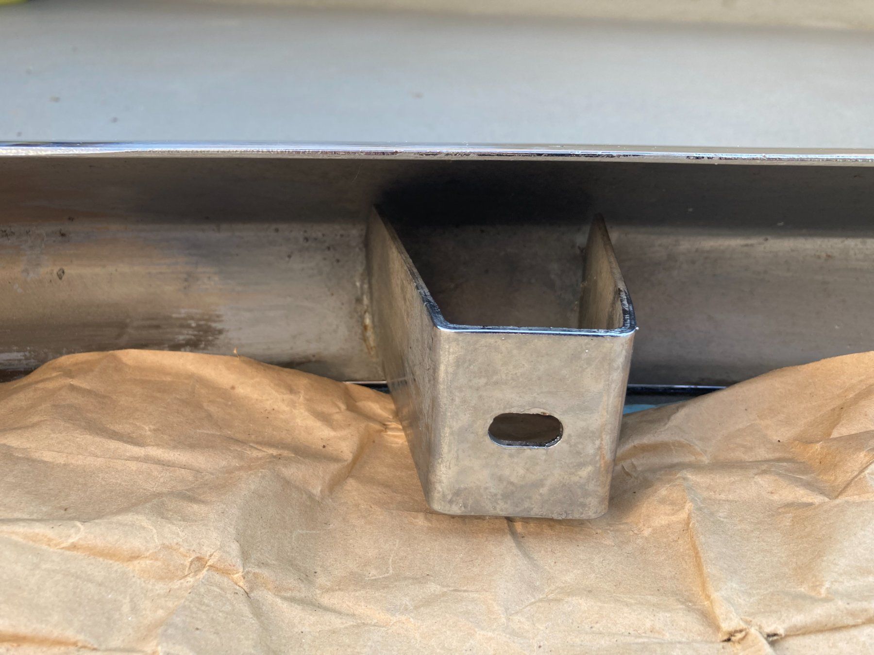 Toutes les pièces auto: Oldtimer Stossstange Chrom – D'occasion à Wil SG par Pin05 4