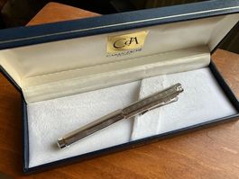 Füller: Caran D'Ache Ecridor XS/ M Feder