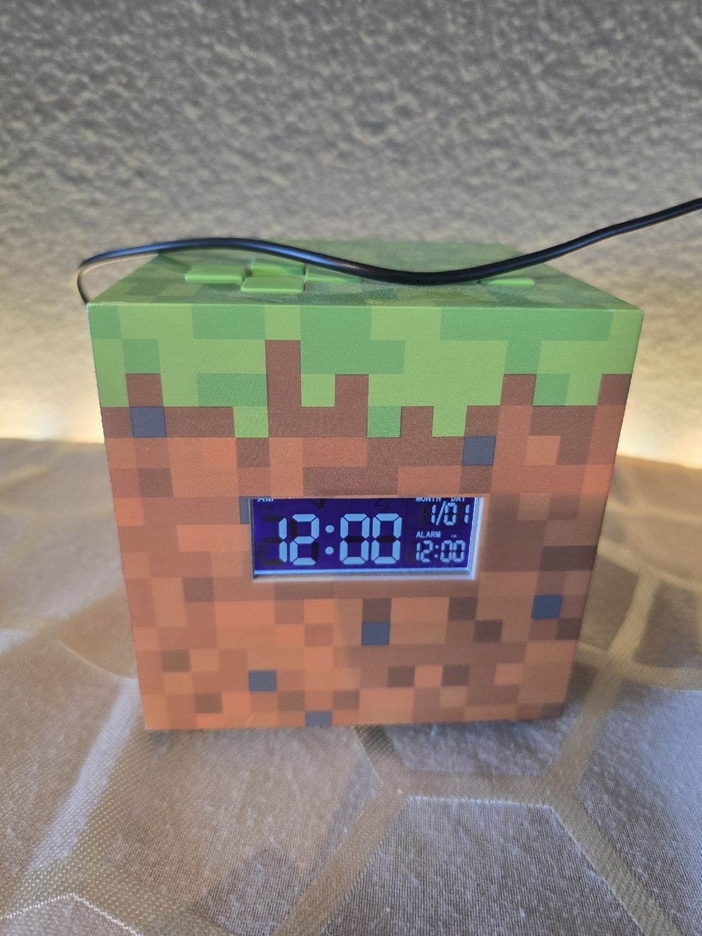 Sveglie: Minecraft Paladone Grasblock Wecker – Usato da Unterentfelden venduto da Panda-87 2