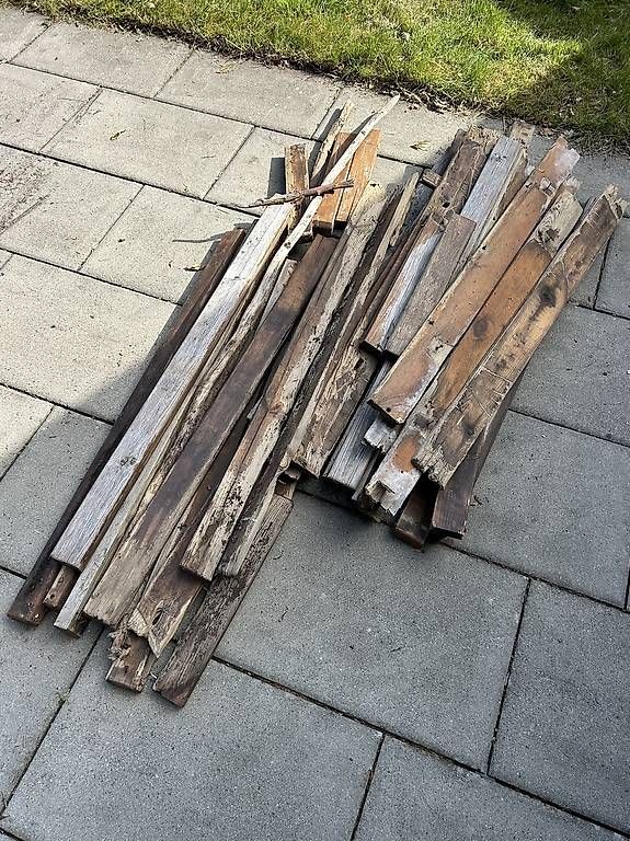 Holzartikel: Brennholz – Gebraucht aus Brugg AG von auttenwe