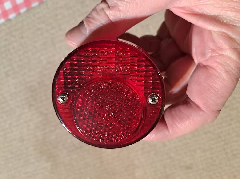 Pièces pour mobylette: fanalino per motorino rotondo – D'occasion à Riva San Vitale par Marneta 4