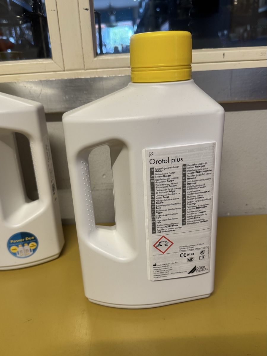 Pulizia & Igiene: Dürr Dental Oro tol plus 2,5l  2x neu – Nuovo (secondo la descrizione) da Schlieren venduto da Freundlich02 4