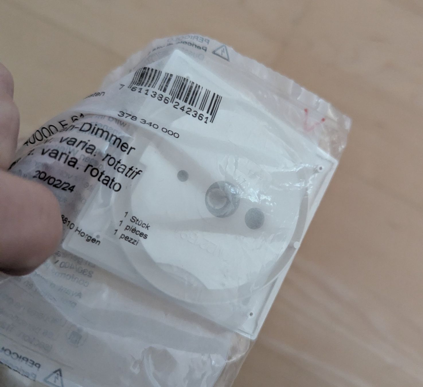 Interruttori: Abdeckset Dreh-Dimmer, neu – Usato da Uster venduto da petches 2