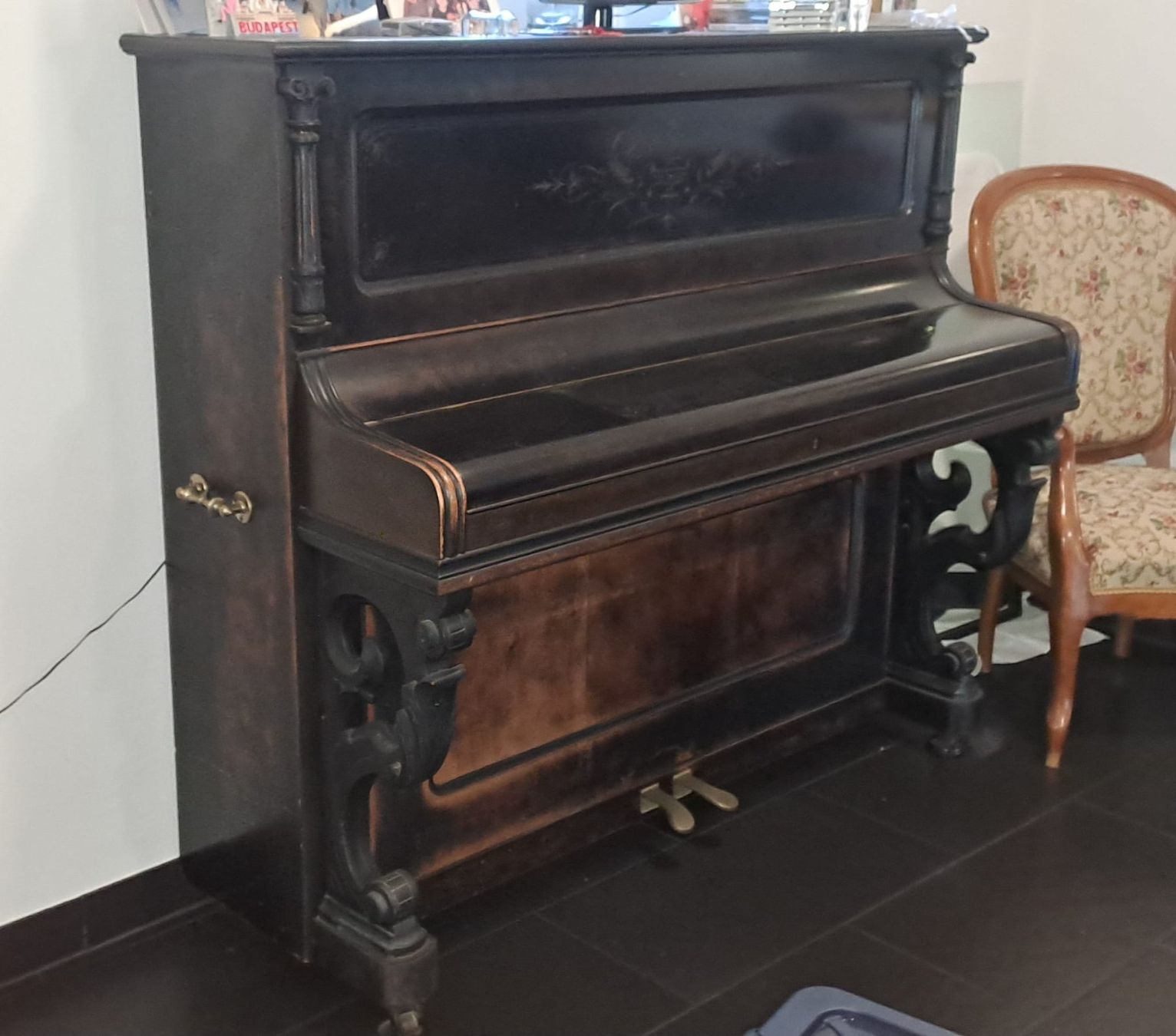 Strumenti musicali: Piano – Usato da Orvin venduto da Ahx 2
