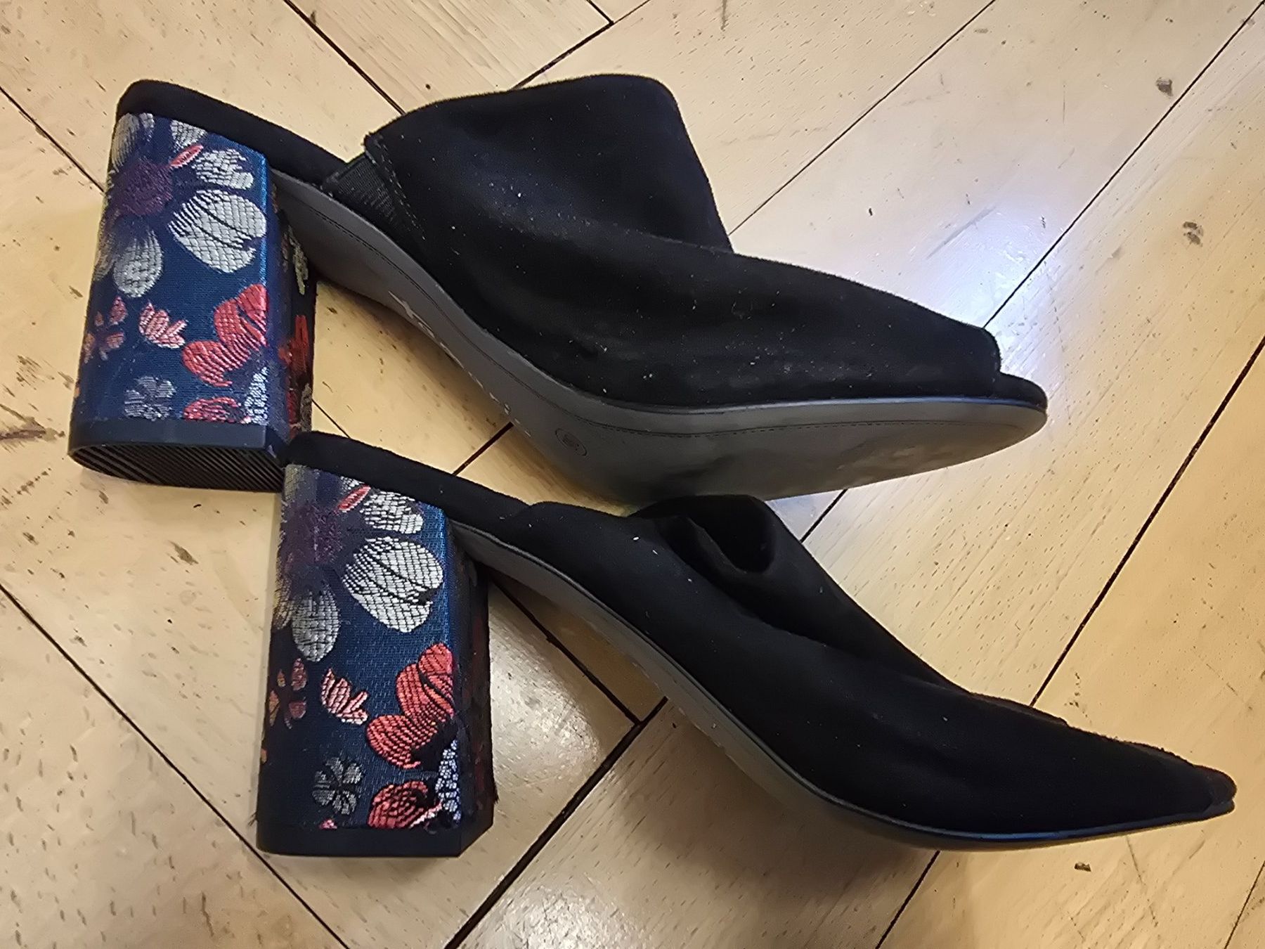 Tamaris Damenschuhe: Tamaris Sandalen Grösse 36 – Gebraucht aus Schönenwerd von Chez_Mimi 3