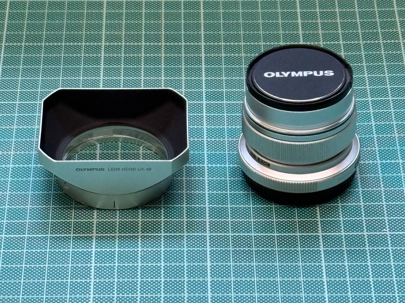 Olympus Obiettivi: Objektiv Olympus ED 12mm F2.0 MFT – Usato da Niederglatt ZH venduto da Merlinu