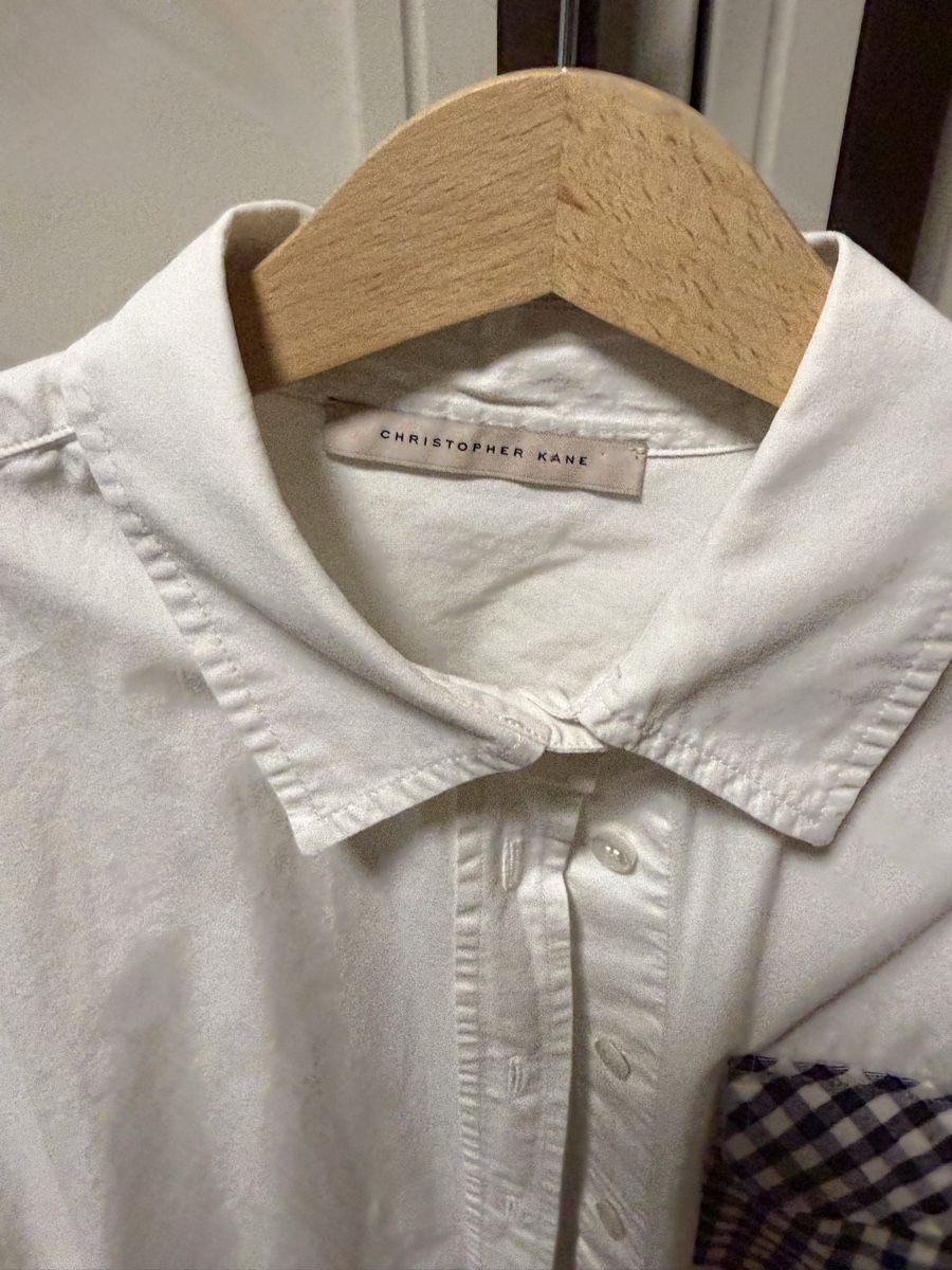 Camicette: Christopher Kane Hemd Weiss mit Tasche Grösse 40 IT – Usato da Erlenbach ZH venduto da Arti83 2