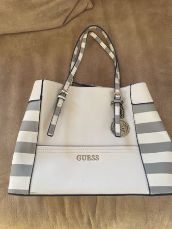Guess Handtasche