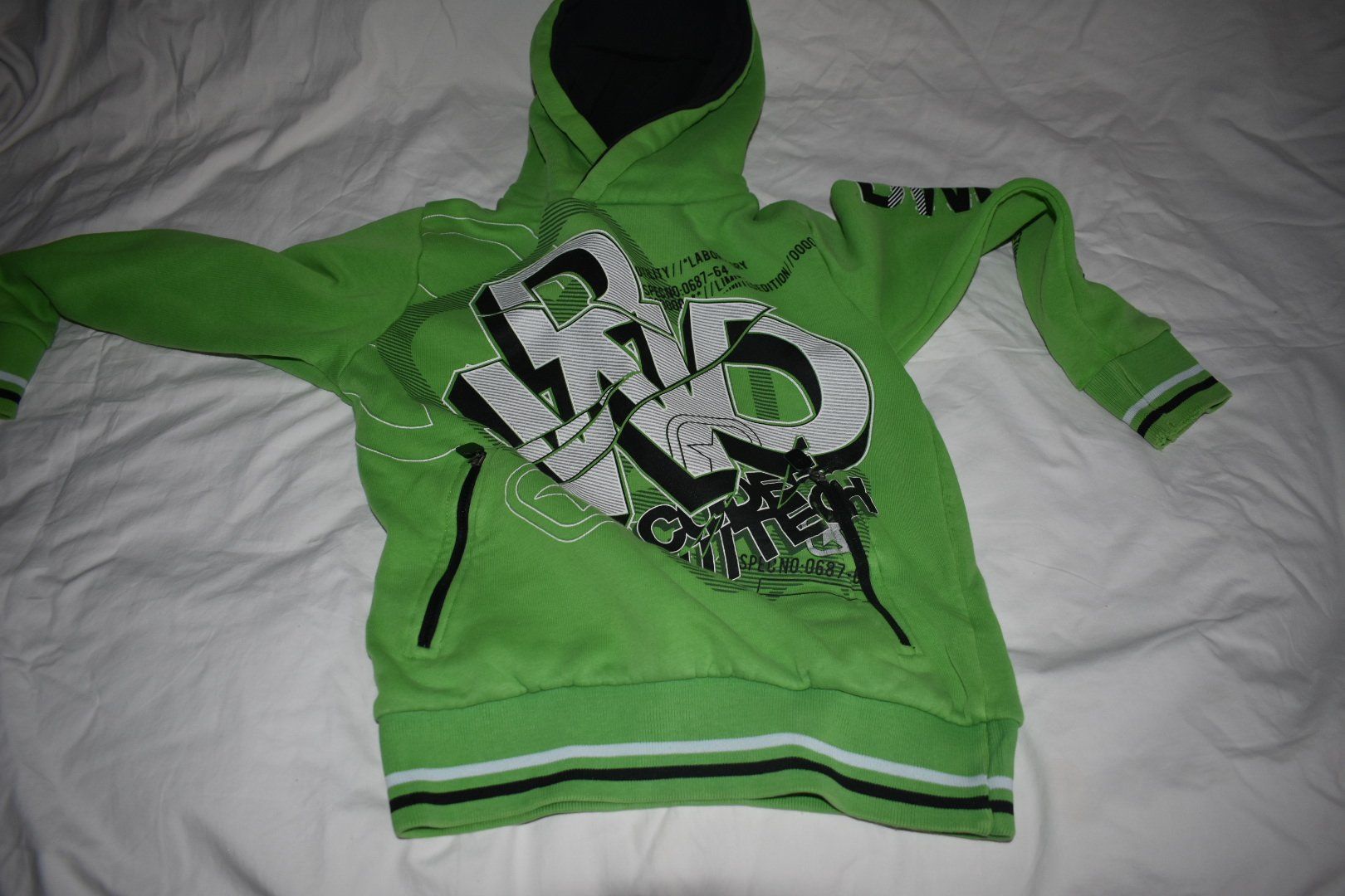 Pulls et sweat-shirts: Sweat-shirt – D'occasion à Les bois par Steph-tigrou 1