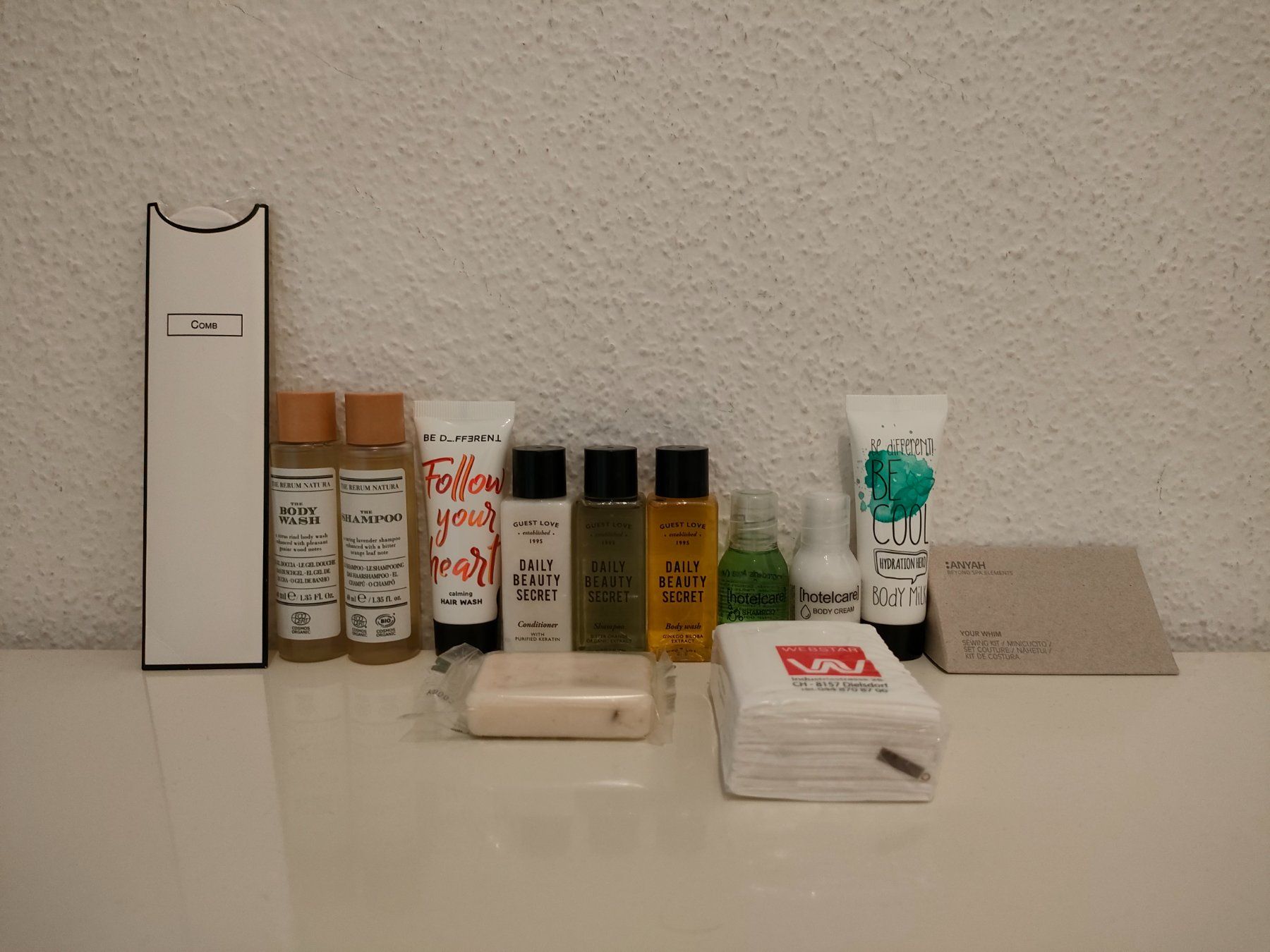 Custodie per cosmetici: Wunderschönes Necessaire ideal für Reise – Nuovo (secondo la descrizione) da Dietikon venduto da Branquinha1981 2
