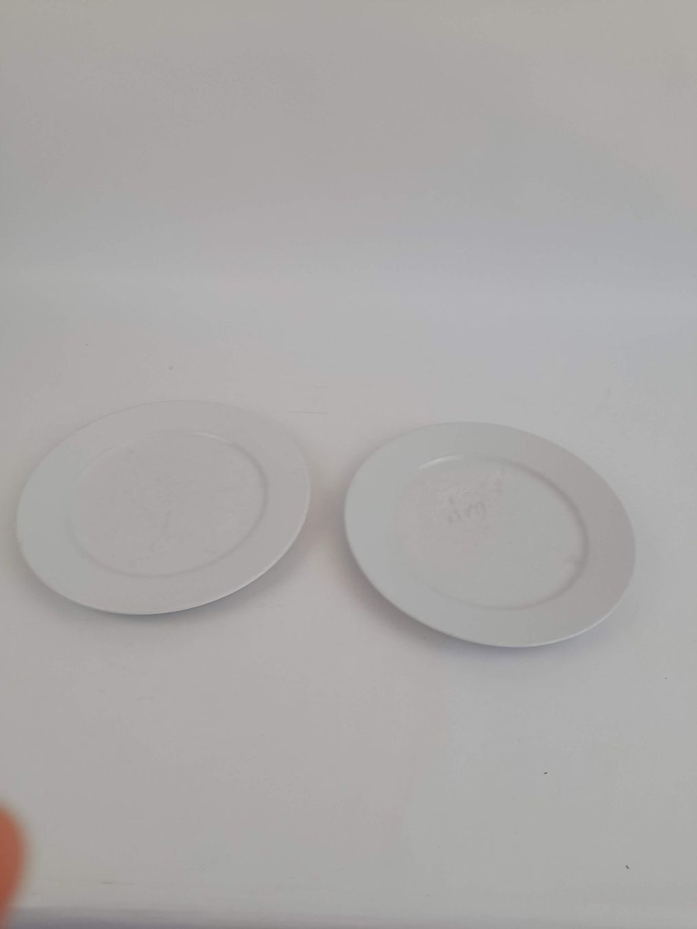 Ikea Piatti: IKEA grosse Teller 13 Stück – Usato da Liebefeld venduto da Restwert_Liebefeld 1