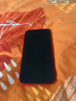 Apple iPhone 14 rot mit Handyhülle