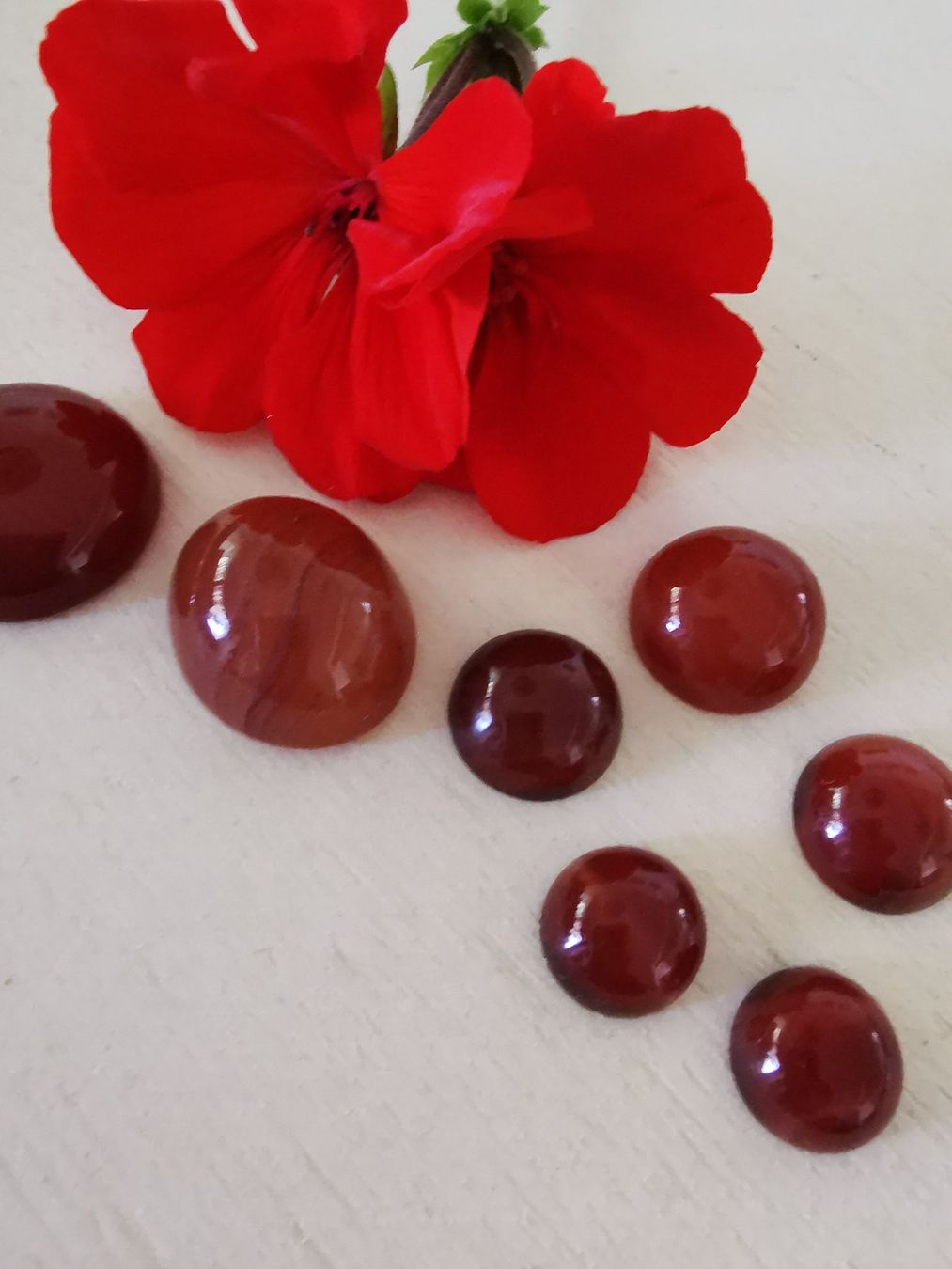 Minerali & Pietre curative: 7 Stk. diverse Karneol Cabochon / Lager-Sondererkauf – Nuovo (secondo la descrizione) da Dierikon venduto da Buntspecht-10 7