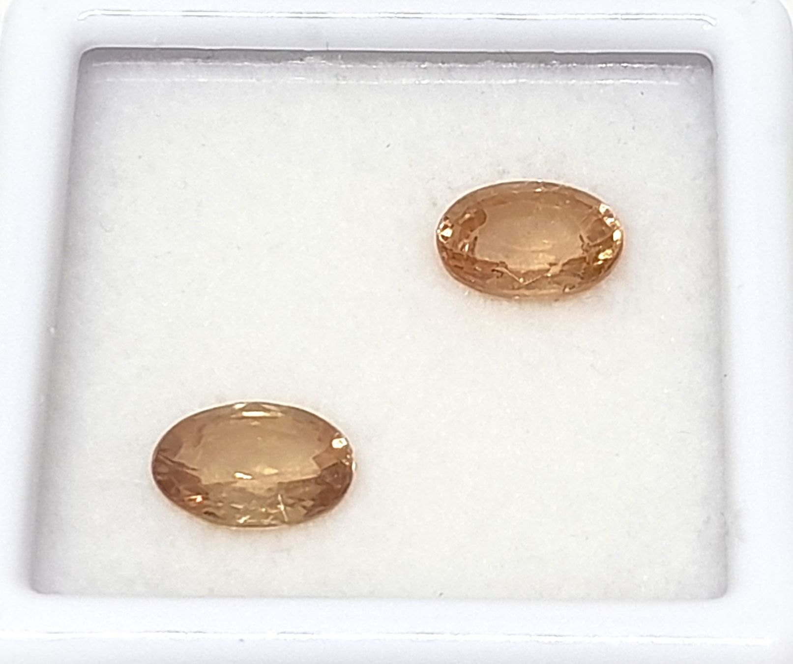 Edelsteine: 2x Saphirs oranges 1.76 ct - CERTIFICAT 560.- Fr – Neu (gemäss Beschreibung) aus Grimisuat von Valgem