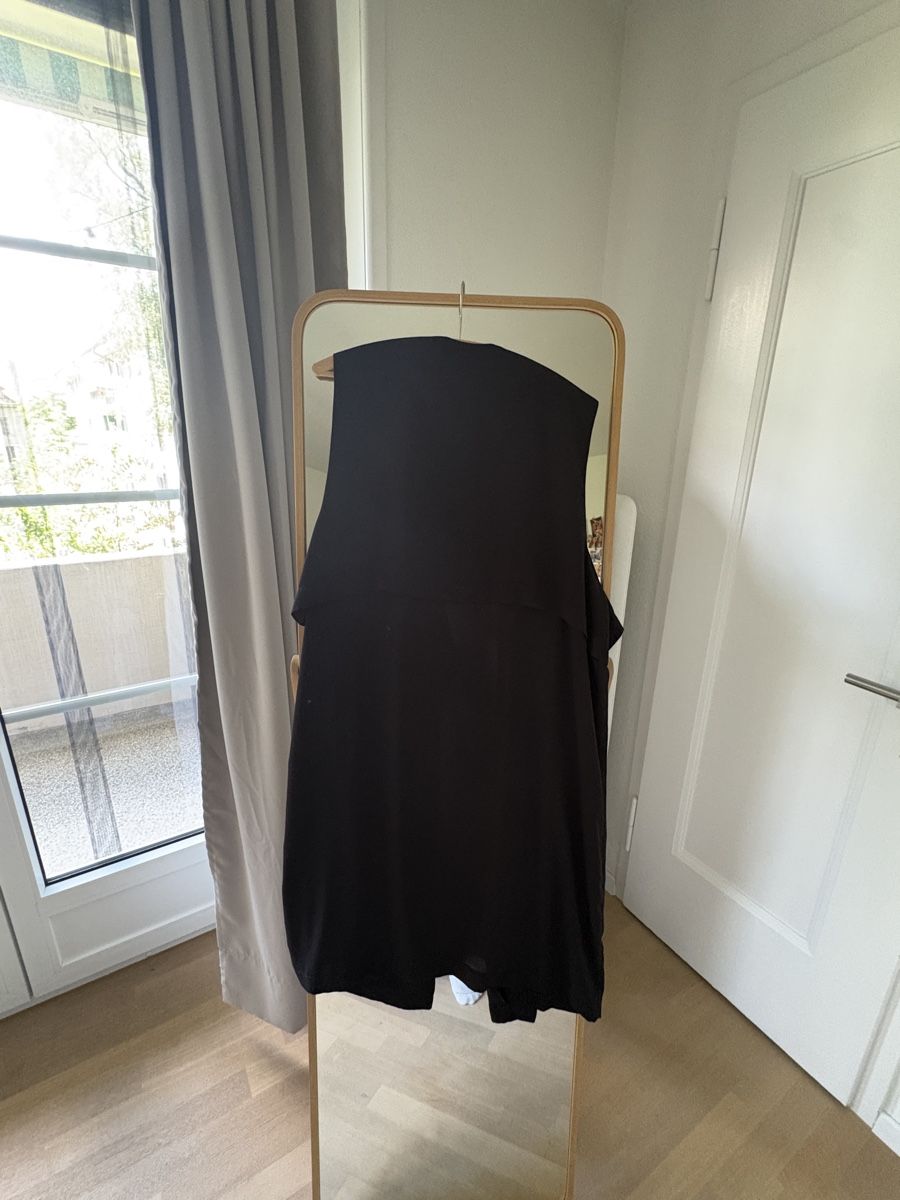 Gilets & Westen: Damen Weste schwarz – Gebraucht aus Bern von Janina.Leandra 1
