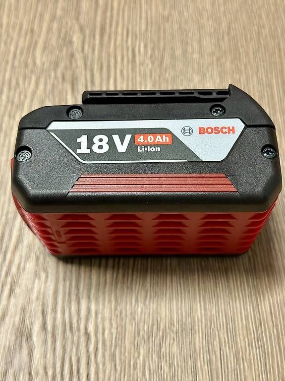 Caricatori & Batterie: Bosch Akku 18V 4.0ah – Usato da Zofingen venduto da JAPCAR34 1
