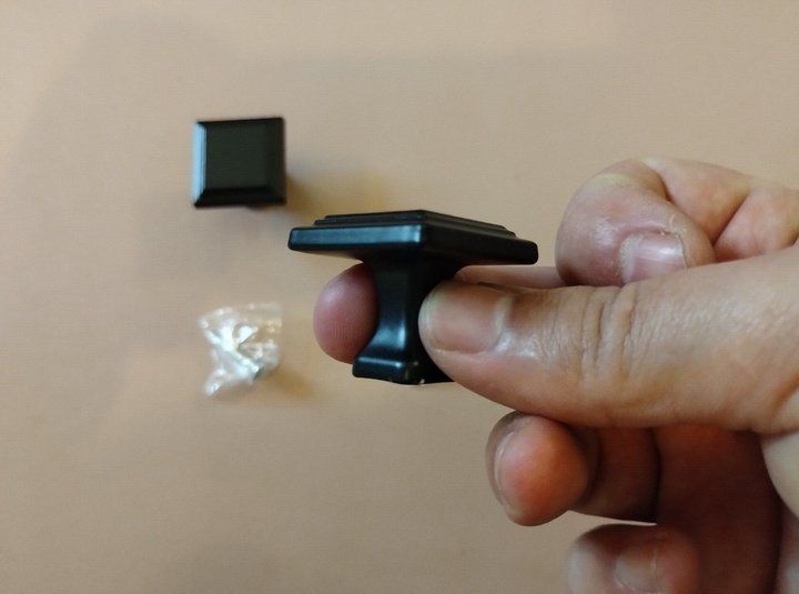 Eisenwaren: 10x schwarzer Türknauf für Küchenmöbel - bouton de porte – Neu und originalverpackt aus Bussigny von batishop 2