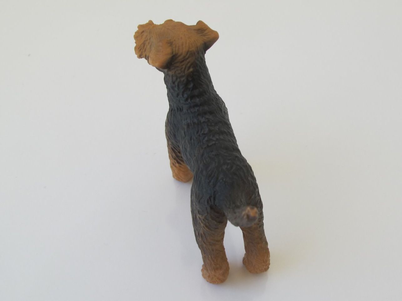 Schleich Statuette: Schleich 16336 Airedale Terrier Hund – Usato da Vilters venduto da hedi00 3