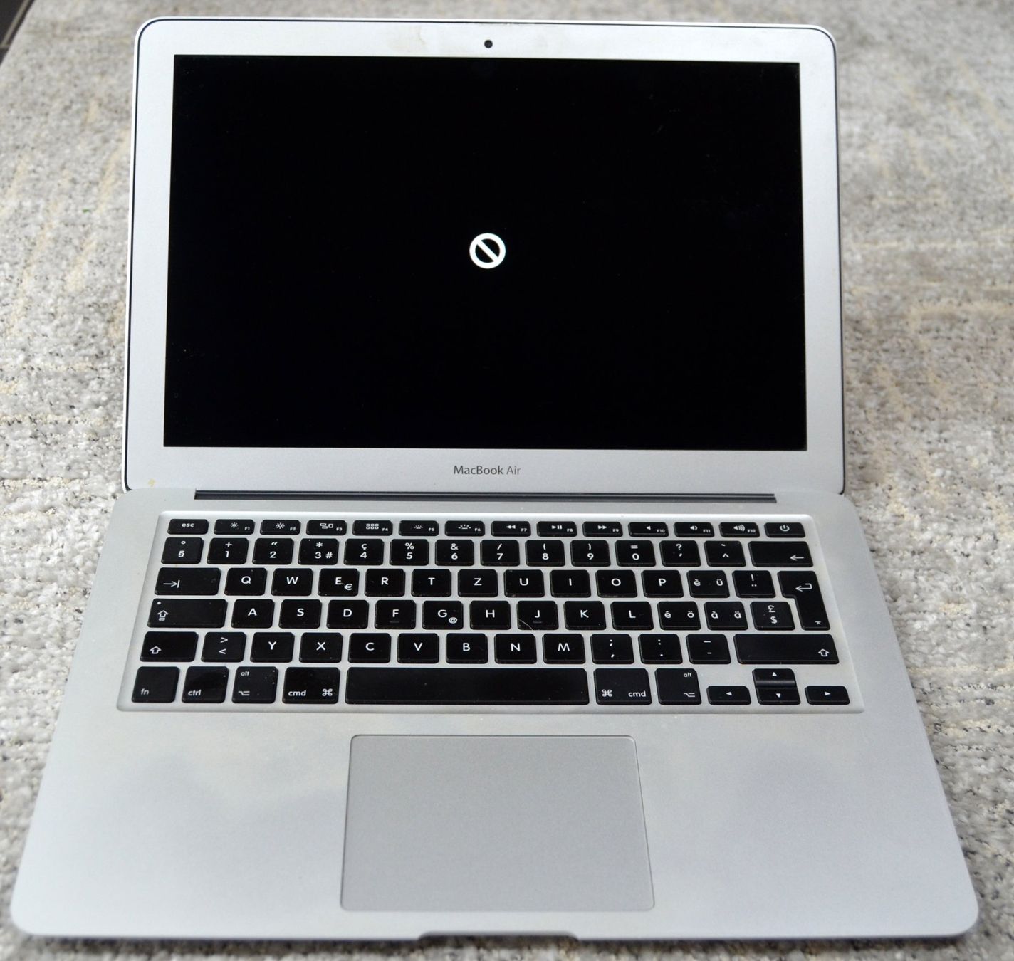 Apple Notebooks: Apple Macbook Air A1466 i5  13" – Defekt aus Collonges von arashee 2