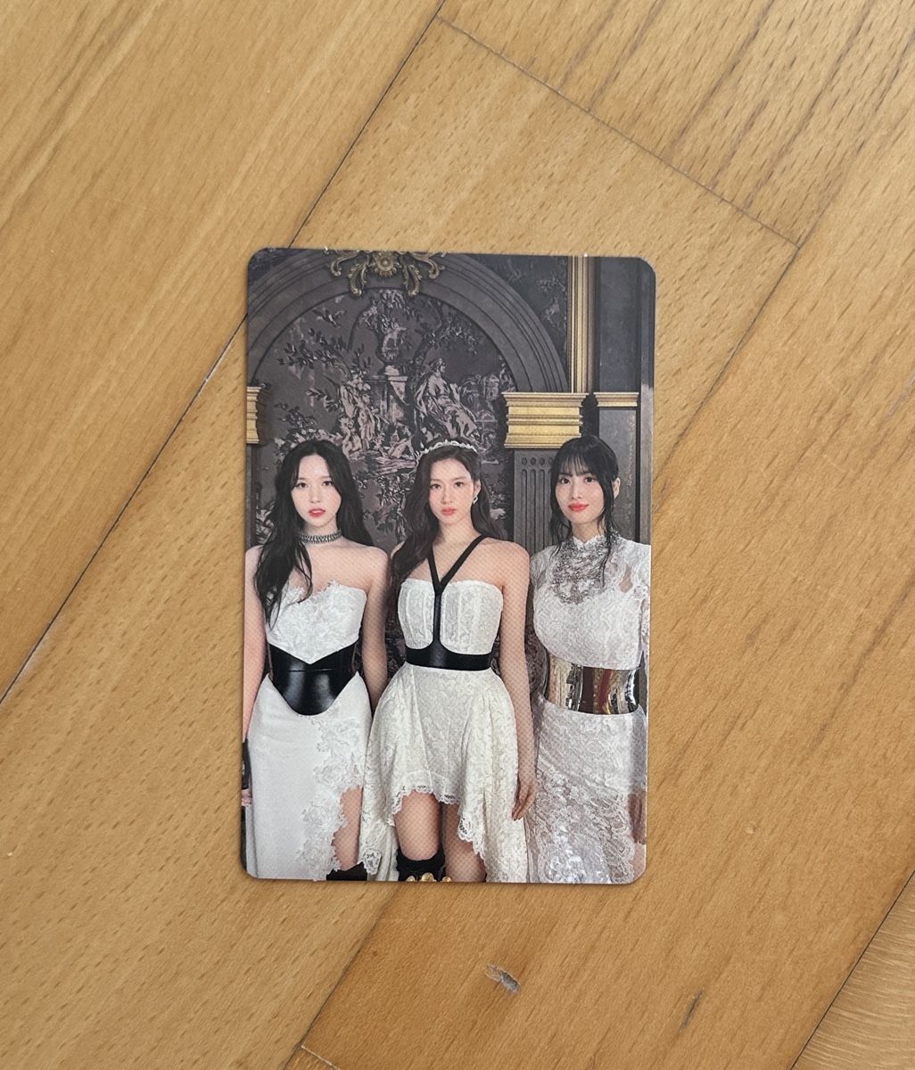 Carte collezionabili: MISAMO - Masterpiece Photocard – Nuovo (secondo la descrizione) da Goldswil venduto da fewell