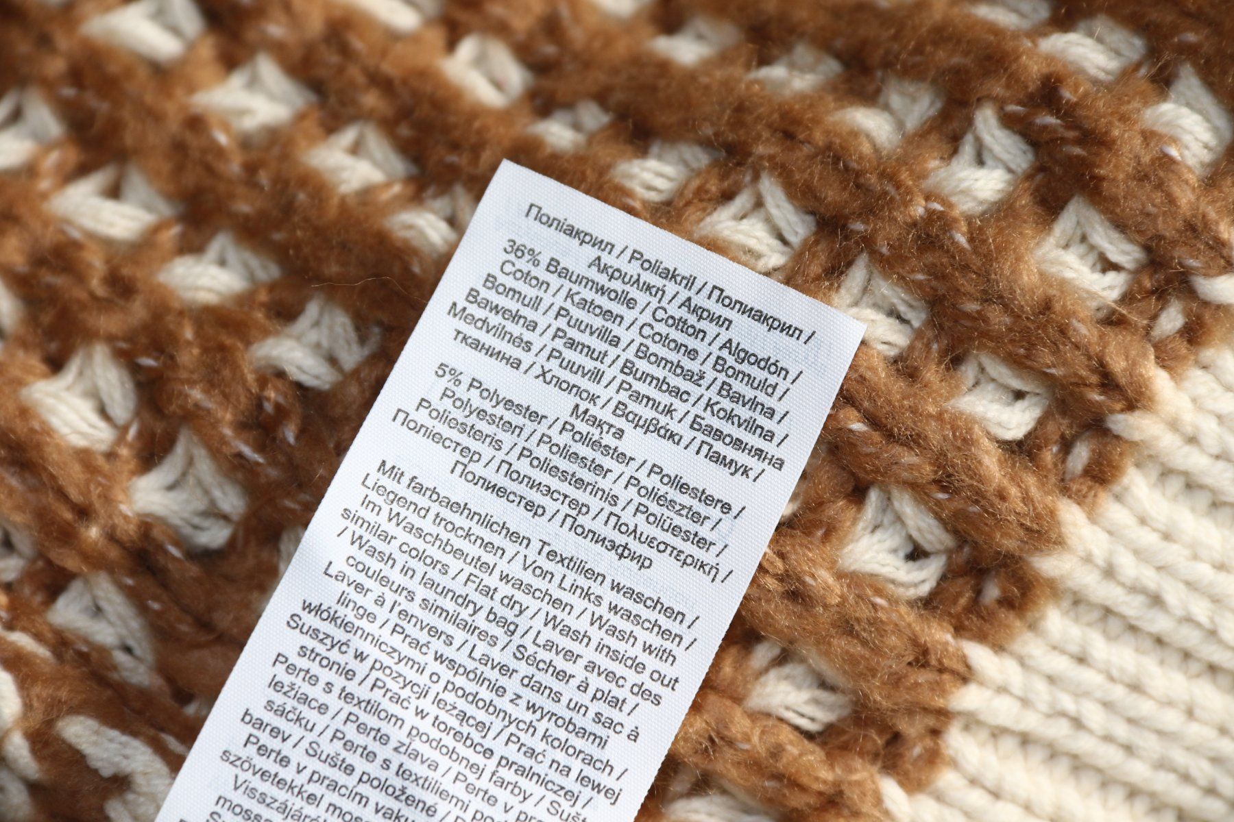 S.Oliver Giacche: Neue wunderschöne Strickjacke von S.OLIVER Gr.38 – Nuovo e nell'imballaggio originale da Oberwil-Lieli venduto da Svetlana28 7