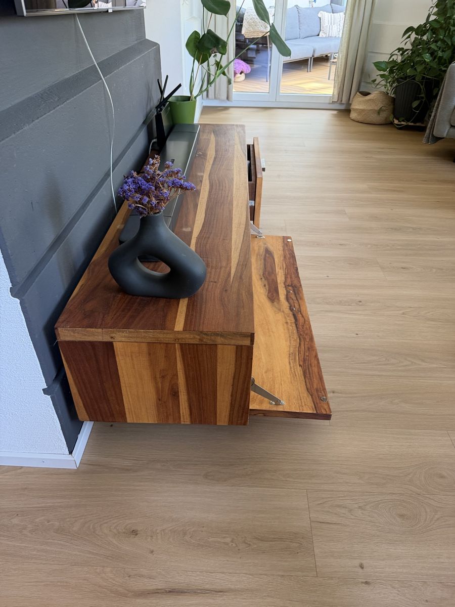 TV Möbel: Living room set by XOOON - solid walnut – Gebraucht aus Greifensee von wojtek.majewski84 3