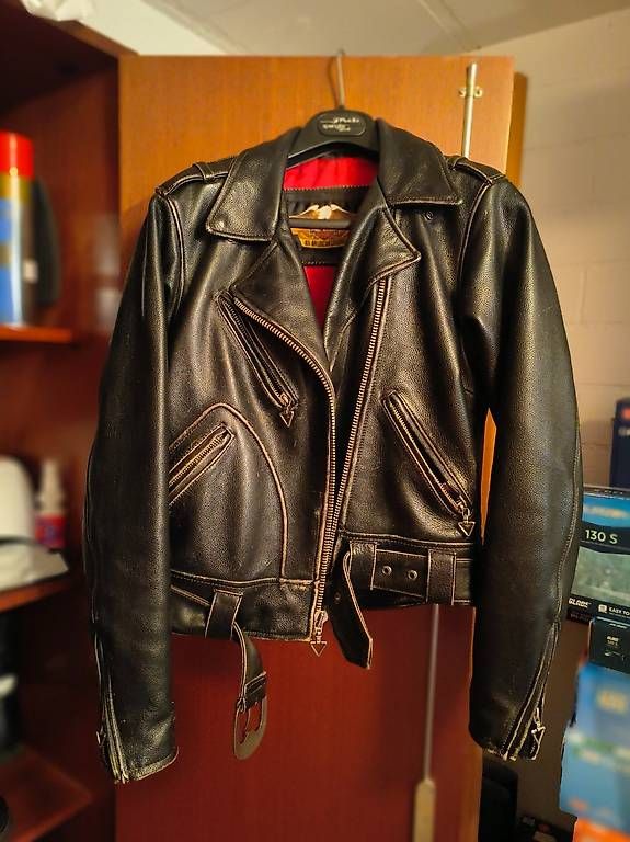 Jacken: verkaufe Damen-Harley Davidson Lederjacke – Gebraucht aus Balsthal von 3533caroline