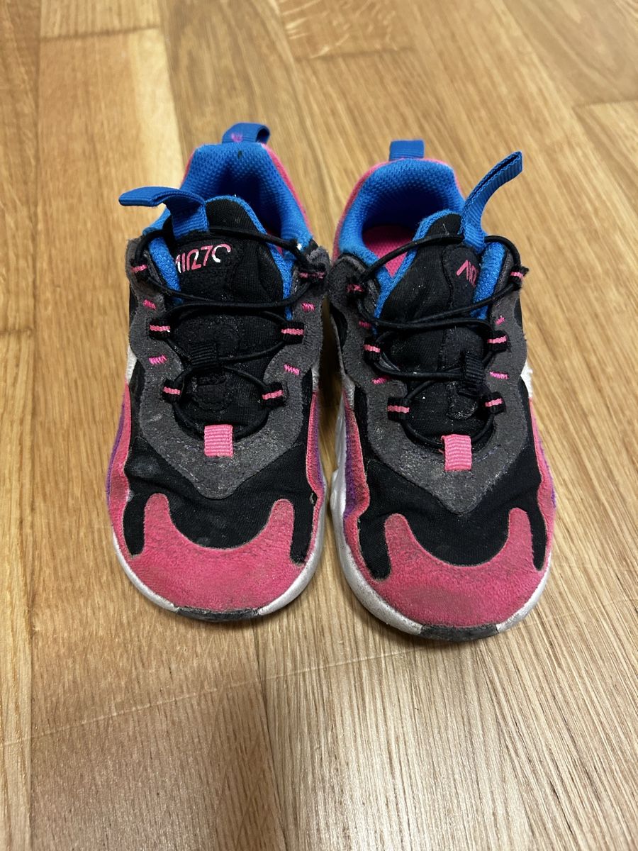 Nike Scarpe per ragazzi: Nike Air Max 270 React Kinderschuhe, Grösse 25, Top! – Usato da Riniken venduto da mis_69lc 1