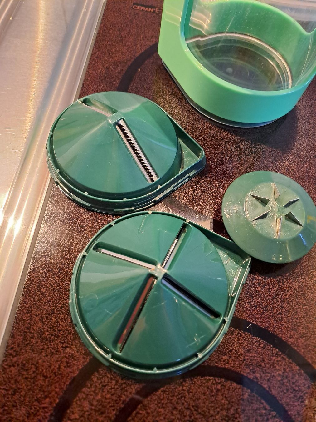 Küchengeräte: Spiralschneider Genius Gemüseschneider  – Gebraucht aus Rickenbach LU von bishiida 2