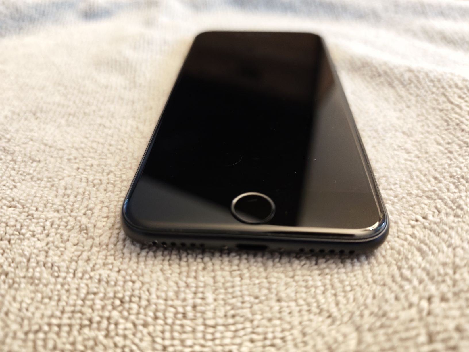 Apple Telefoni cellulari / Smartphones: Apple iPhone SE 2022 - 64 GB – Usato da Volketswil venduto da Dbx_856 6