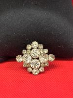 Brosche mit Strasssteinen 4cm x 3.5cm guter Zustand