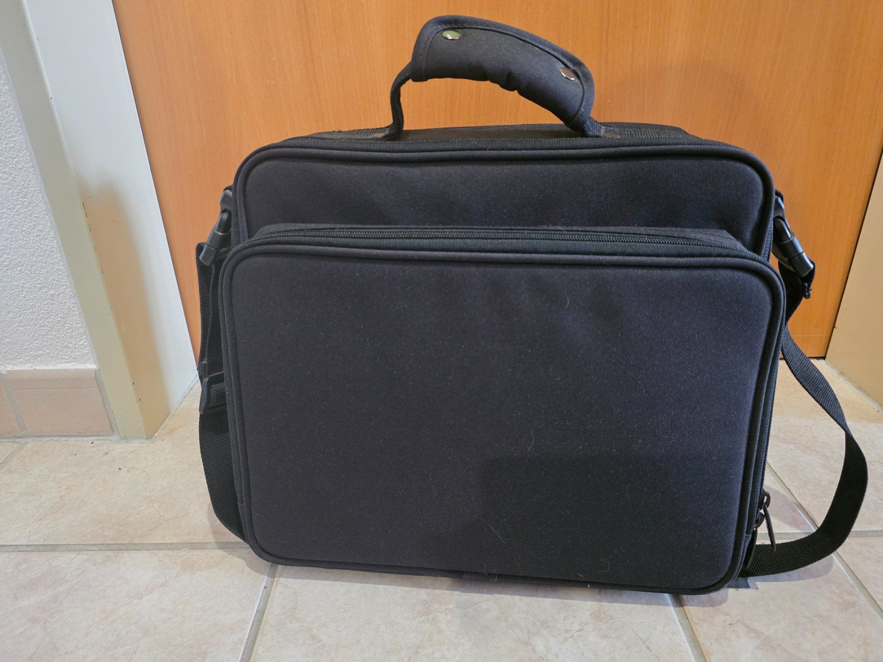 Sacs: Laptoptasche – D'occasion à Gebertingen par L.Claudio79