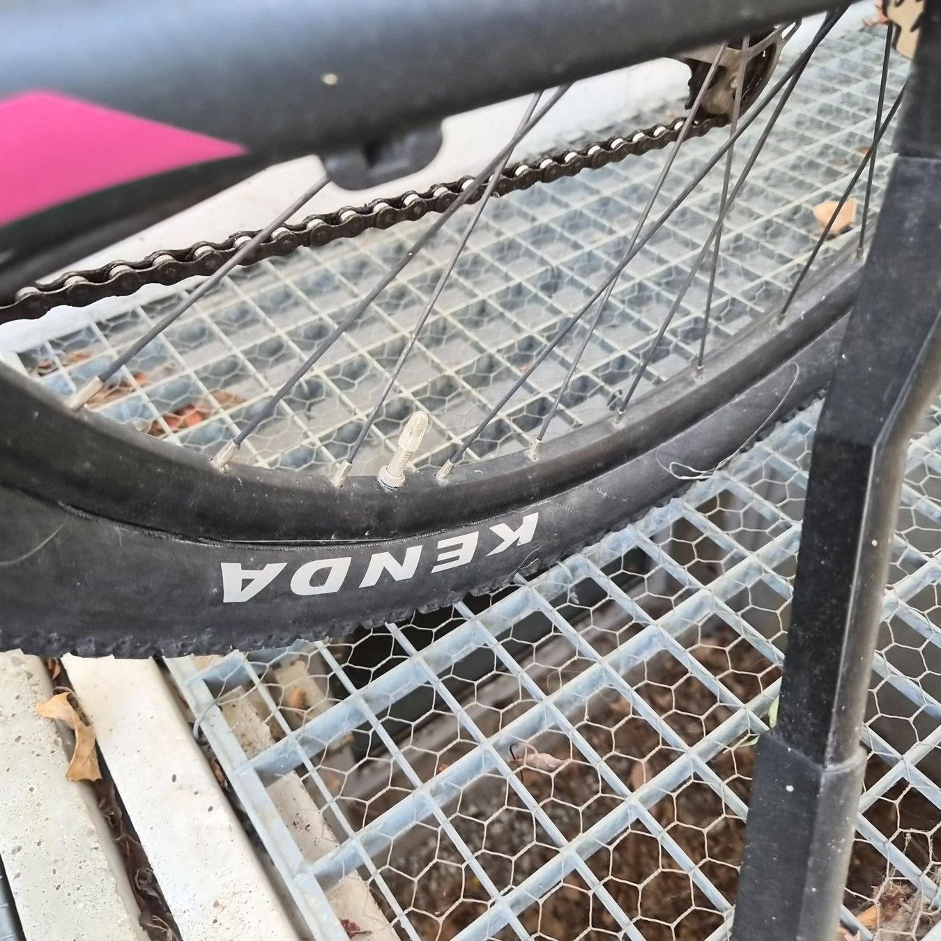 Biciclette: Velo schwarz pink – Usato da meisterschwanden venduto da ursm03 2