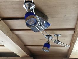 Deckenlampe Metall Chrom blau vier Spots gebrauchter Zustand