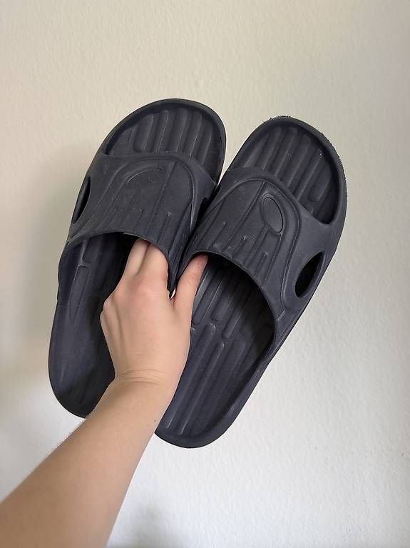 Chaussures hommes: Herrensandalen – D'occasion à Zürich par vic_km9q