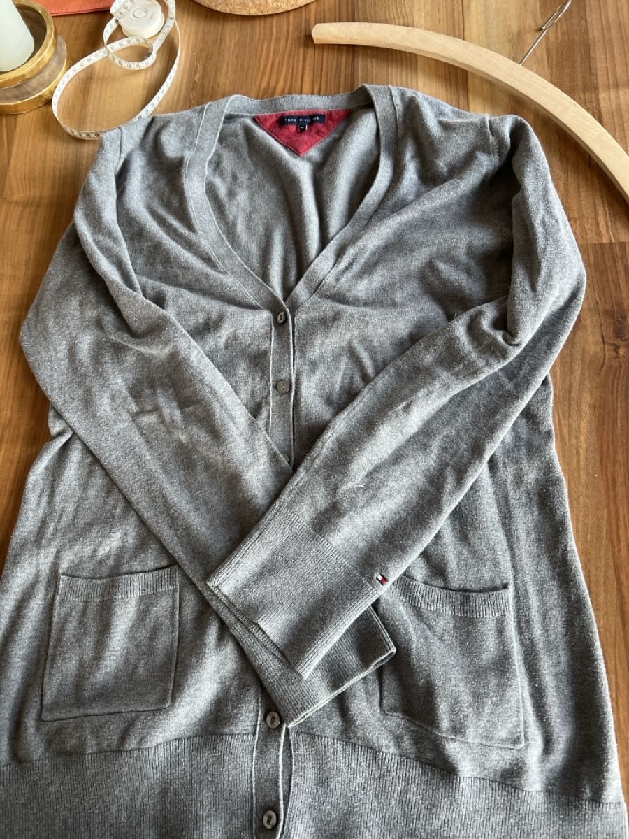Tommy Hilfiger Giacche: Strickjacke Tommy Hilfiger grau – Usato da Wettingen venduto da Tiffany29