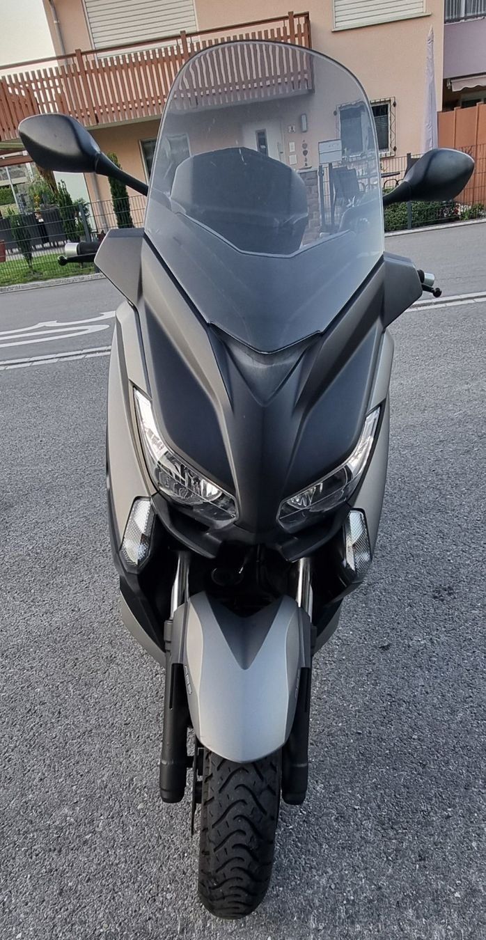 Yamaha Scooter: ROLLER SCOOTER Yamaha Roller XMAX YP400RA – Usato da Ruggell venduto da ONLINE-2-ME