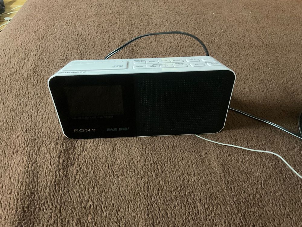 Radiowecker Sony XDRC706DBP DAB/DAB+ Kaufen auf Ricardo