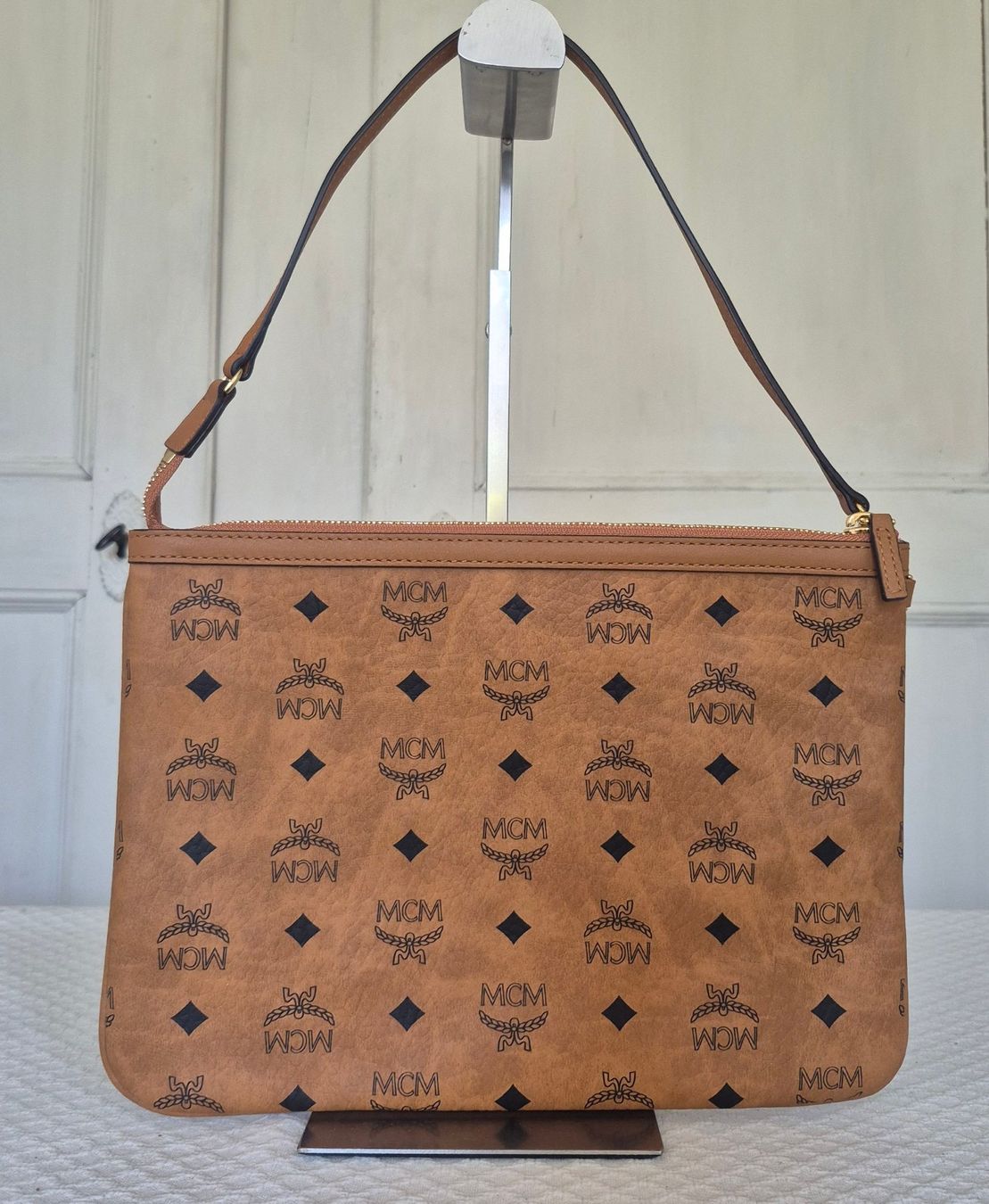 Mcm Borse da donna: Neue MCM Clutch – Nuovo (secondo la descrizione) da Dottikon venduto da Pega7 2