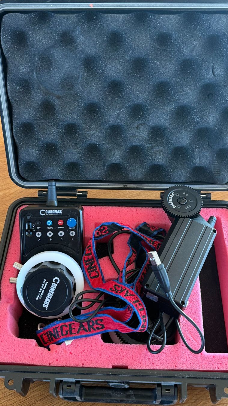 Videocamere: Cinegears Wireless Follow Focus inkl. Motor & Controller – Nuovo (secondo la descrizione) da Schönenbuch venduto da rgilvert