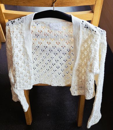 Jäckchen weiss Grösse 152 ZARA