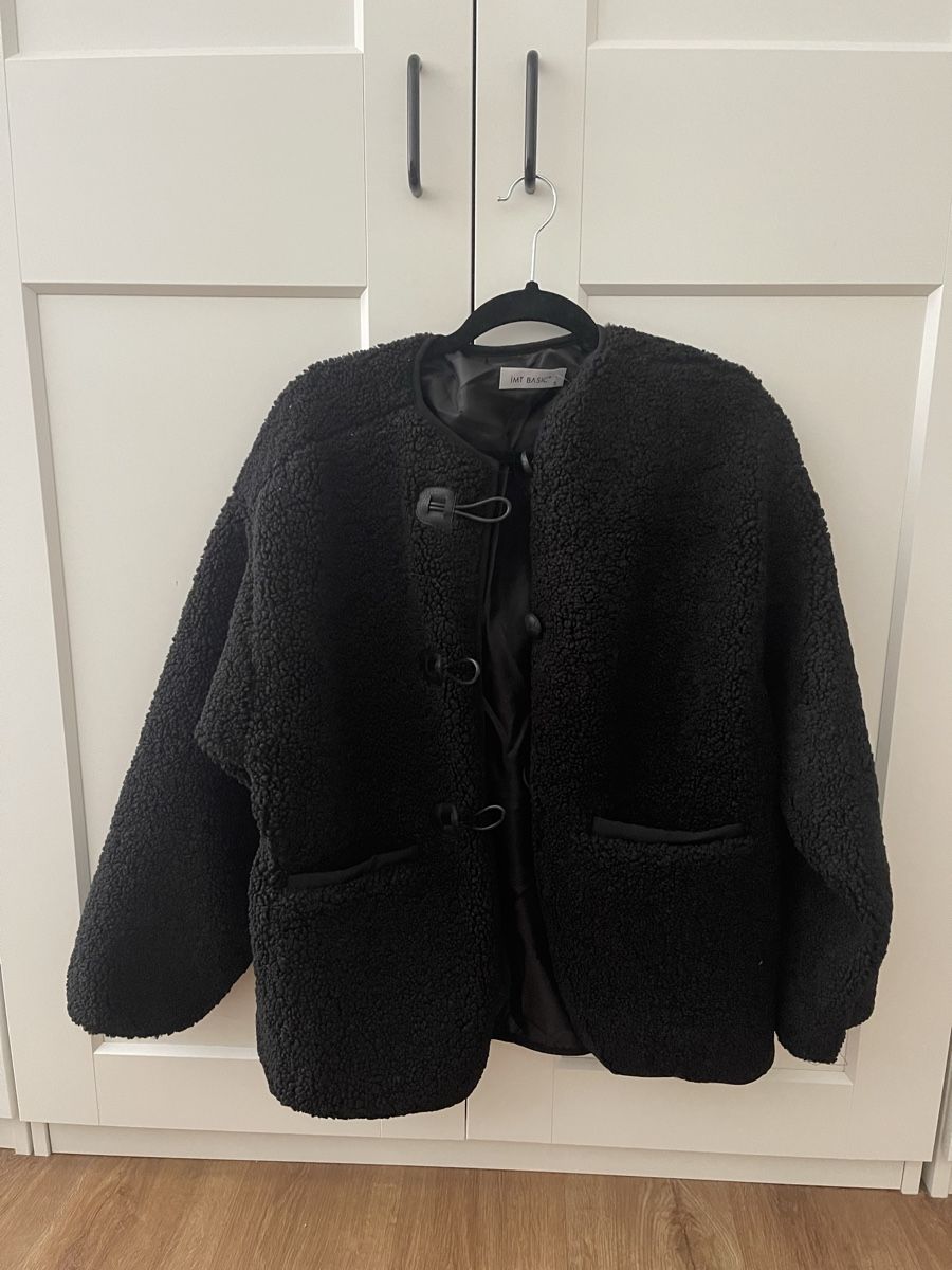 Jacken: Schwarze Teddy Jacke Neu Grösse S – Neu und originalverpackt aus Bassersdorf von Sandy456